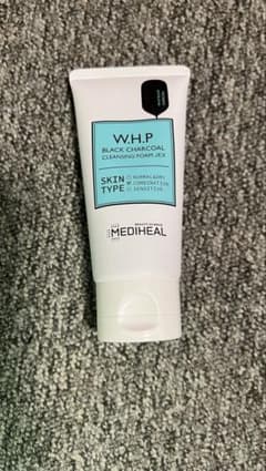 W.H.P ブラックチャーコールクレンジングフォームのサムネイル