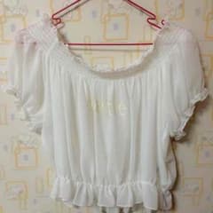 NICE CLAUP❤︎オフショルダーシフォントップスのサムネイル