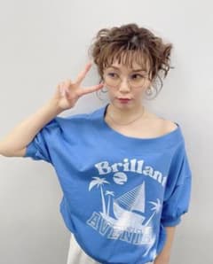 最終値下げ　LAVANDA カレッジスウェットTシャツのサムネイル