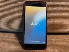 【美品】iPhoneSE 第２世代 64GB RED 本体 ガラスフィルム付のサムネイル