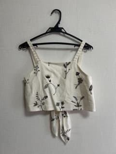 ZARA 刺繍入りビスチェ ホワイト XSのサムネイル
