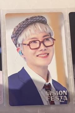VISION FESTA 入場特典トレカ　BTS ホビ ホソクのサムネイル
