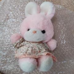 昭和レトロ　吉徳　うさぎ　薄いピンク色　ぬいぐるみ　中古品 昭和レトロ 吉徳 うさぎ 薄いピンク色 ぬいぐるみ 中古品 - メルカリ