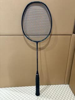 期間限定値下】超美品4UG5 ナノフレア800プロ バドミントンラケット 