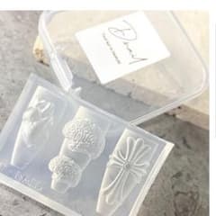 M*a様 d.nail 【公式】モールド 人体 クロス 正規品 クロムハーツ ネ