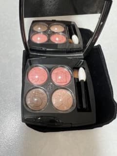 CHANEL アイシャドウ♡ OMBRES BOUTONS 209のサムネイル