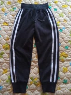 しまむら　裏起毛パンツ　ニ本線