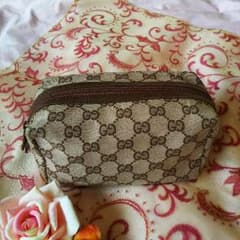 ☆正規品☆ GUCCI  化粧ポーチ  GG柄 生地×レザーのサムネイル