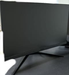 MSI G2412F 23.8インチモニター　ゲーミングモニターのサムネイル