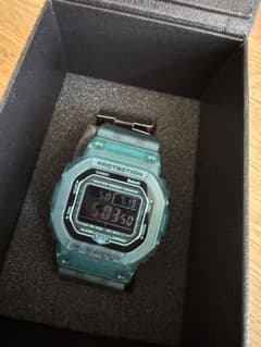 カシオG-SHOCK DW-B5600G-2JFターコイズブルー スケルトン - メルカリ