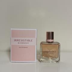 GIVENCHY IRRESISTIBLE オーデパルファム 35mlのサムネイル