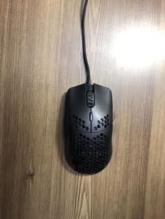Glorious gaming mouse model oのサムネイル