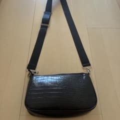 ブラック クロコダイル型押し ショルダーバッグのサムネイル