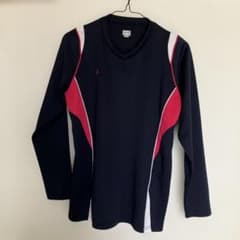 IGNIO 長袖 スポーツシャツ 160サイズのサムネイル