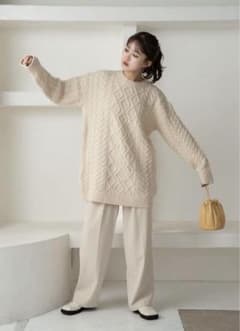 amiur random cable over knit