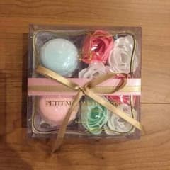 可愛いマカロン／薔薇の入浴剤のサムネイル