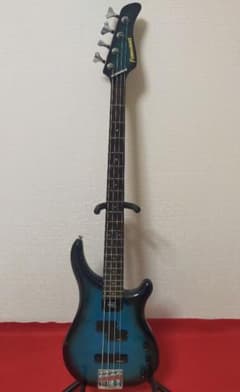 エレキベース リボルバー BASS フェルナンデス FERNANDESのサムネイル