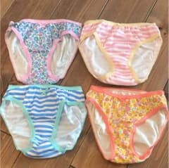 【未使用】110 パンツ 4枚セット♡のサムネイル