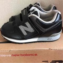 美品 ニューバランス 576 黒のサムネイル