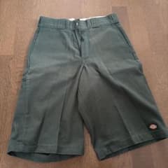 Dickies ショートパンツ ダークグリーンのサムネイル