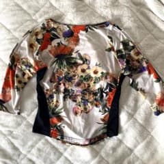 美品　花柄　五分袖　トップス　カットソー　Tシャツ　肩出し　y2k ピチTのサムネイル