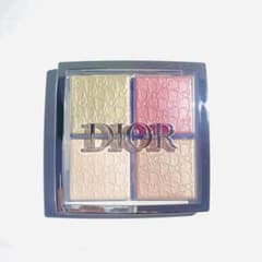未使用 DIOR バックステージフェイスグロウパレット 004 ローズゴールドのサムネイル
