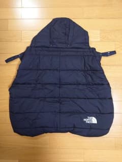 【タグ付き新品未使用品】ノースフェイス 抱っこひもケープのサムネイル