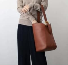 J&M DAVIDSON ショルダーバッグ テラコッタ クイバーバケット 美品 