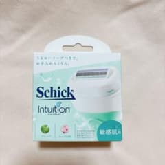 Schick Intuition 敏感肌用 レディース剃刀のサムネイル