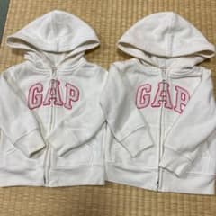 baby GAP パーカー　２着セット価格！！のサムネイル
