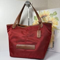 felisiフェリージ　廃盤品 トート レザー ナイロン 切替えレッド2way felisiフェリージ 廃盤品 トート レザー ナイロン 切替えレッド2way