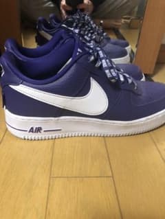 NIKE ナイキ スニーカーのサムネイル