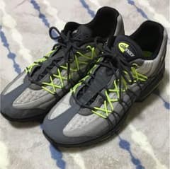 NIKE AIR MAX95  やすくしたので買ってください！のサムネイル