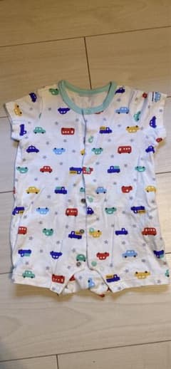 ミキハウス　ロンパース70 サイズのサムネイル