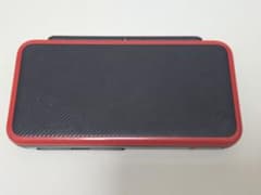 Newニンテンドー2DS LL ブラック×レッド マリオカート7パック 本体