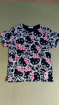 キティちゃんTシャツのサムネイル