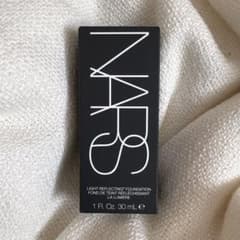 NARS ライトリフレクティング ファンデーションのサムネイル