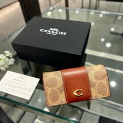 正規品＆極美品‼️ コーチ 6リング シグネーチャー キーケース