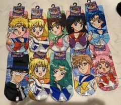 1/24までセール⭐︎セーラームーン　靴下のサムネイル