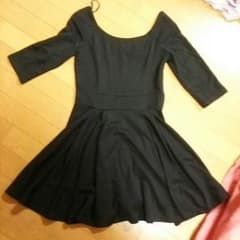 黒のワンピース未使用のサムネイル