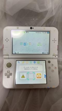 Newニンテンドー3DS LL ピンク×ホワイト 本体のサムネイル