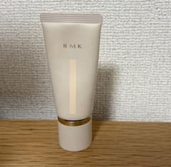RMK クリームファンデーション アクアティックグロウ 100（残量半分程度）のサムネイル