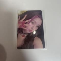 ITZY イェジCRAZY IN LOVEトレカのサムネイル