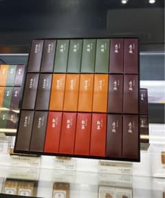 とらや　羊羹　24本入り×2箱　¥14,688相当のサムネイル