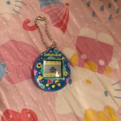Tamagotchi 青 卵型のサムネイル