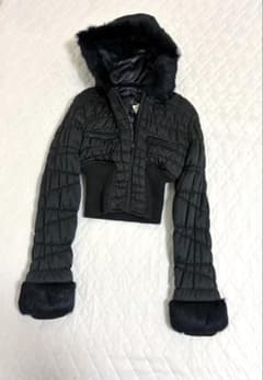 アメリカブランド bebe クロップド丈 ダウンジャケット
