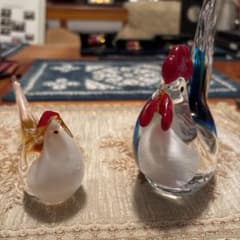 ガラス製 鶏の置物 2点セットのサムネイル