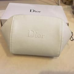 新品未使用♡Diorコスメポーチ♡のサムネイル