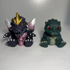 東宝怪獣シリーズ 鎮座獣 ゴジラ　2点