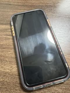 iPhone11本体+ケース＋フィルムのサムネイル